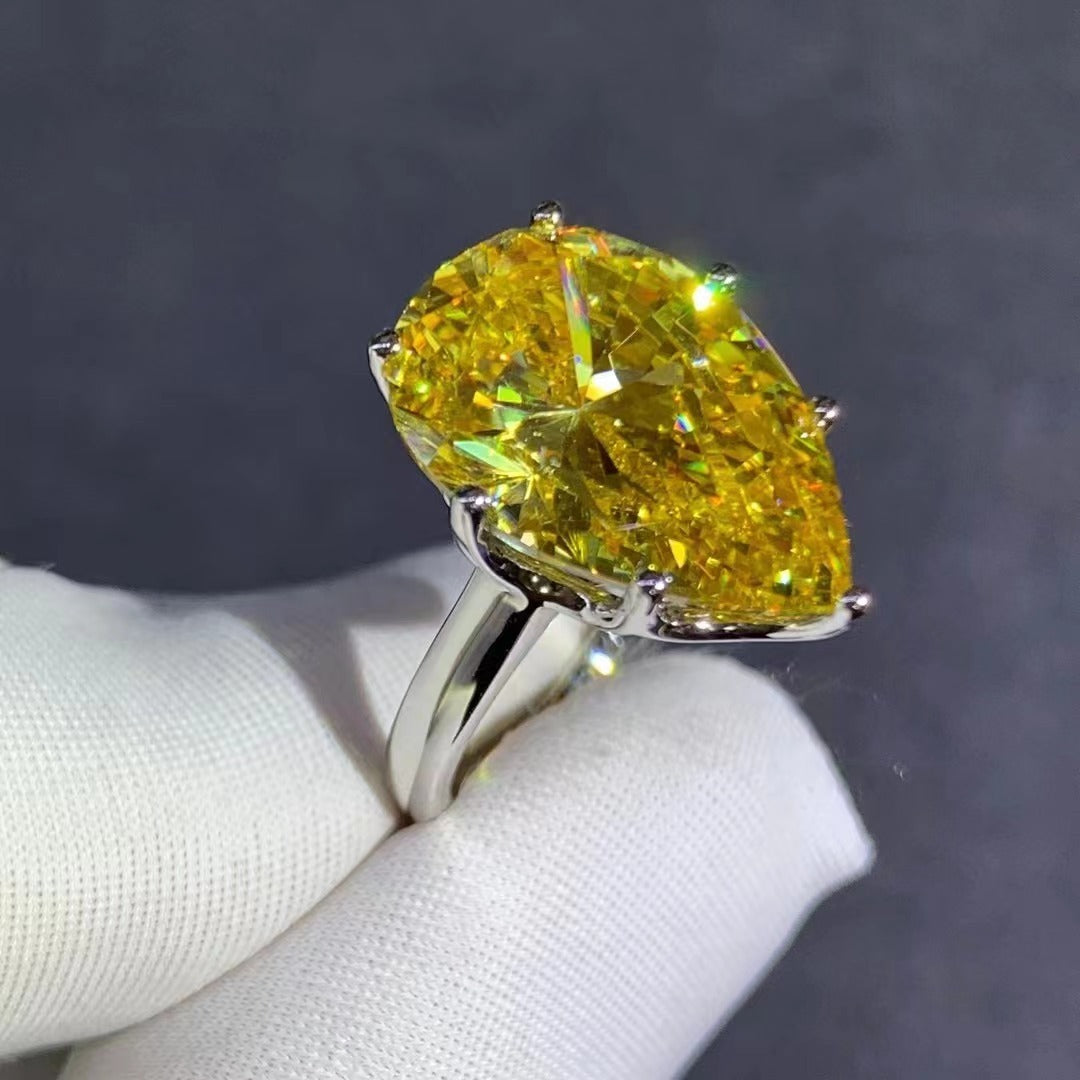 Drop-shaped Diamond Cut Yellow High Carbon Rhinestone Ring
