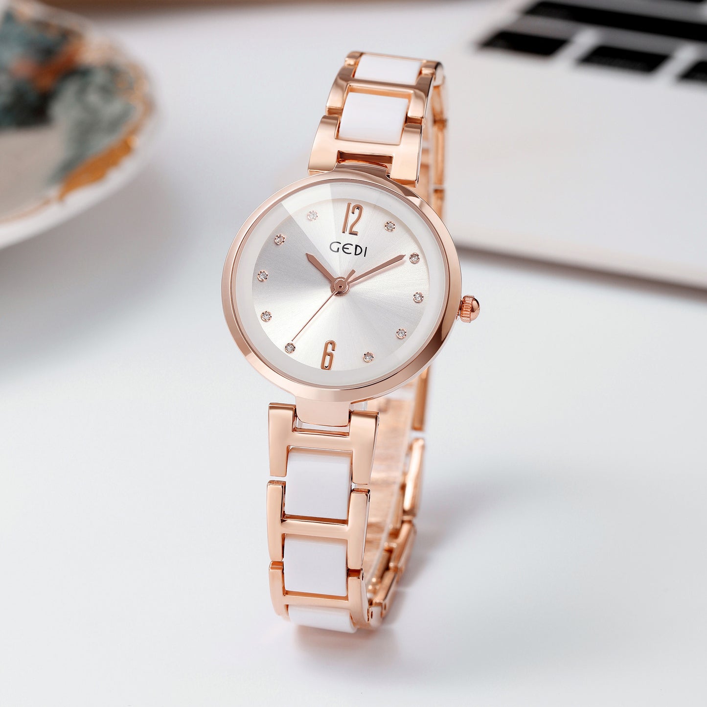 Simple Elegant Waterproof Women's Quartz Watch