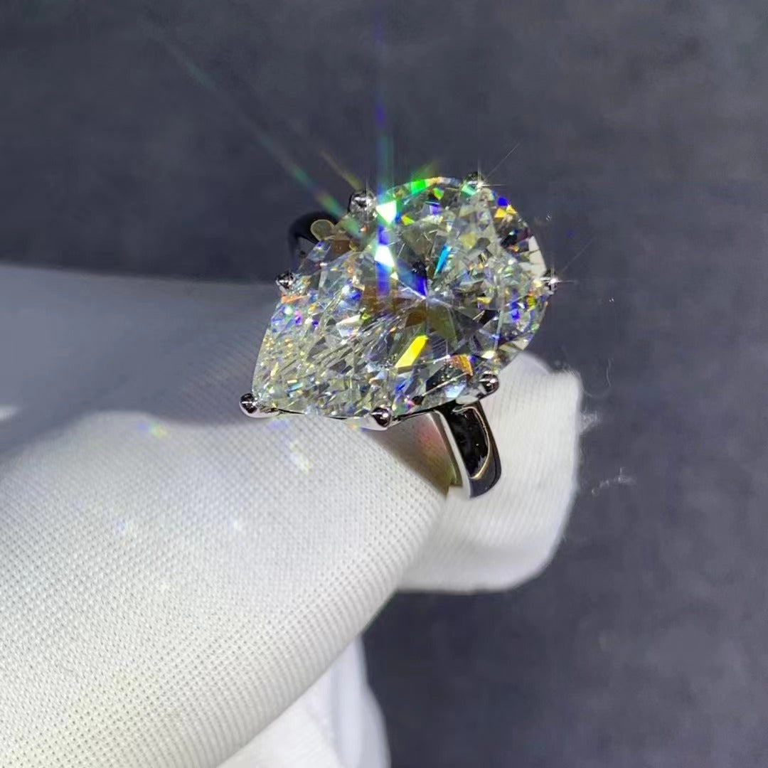 Drop-shaped Diamond Cut Yellow High Carbon Rhinestone Ring