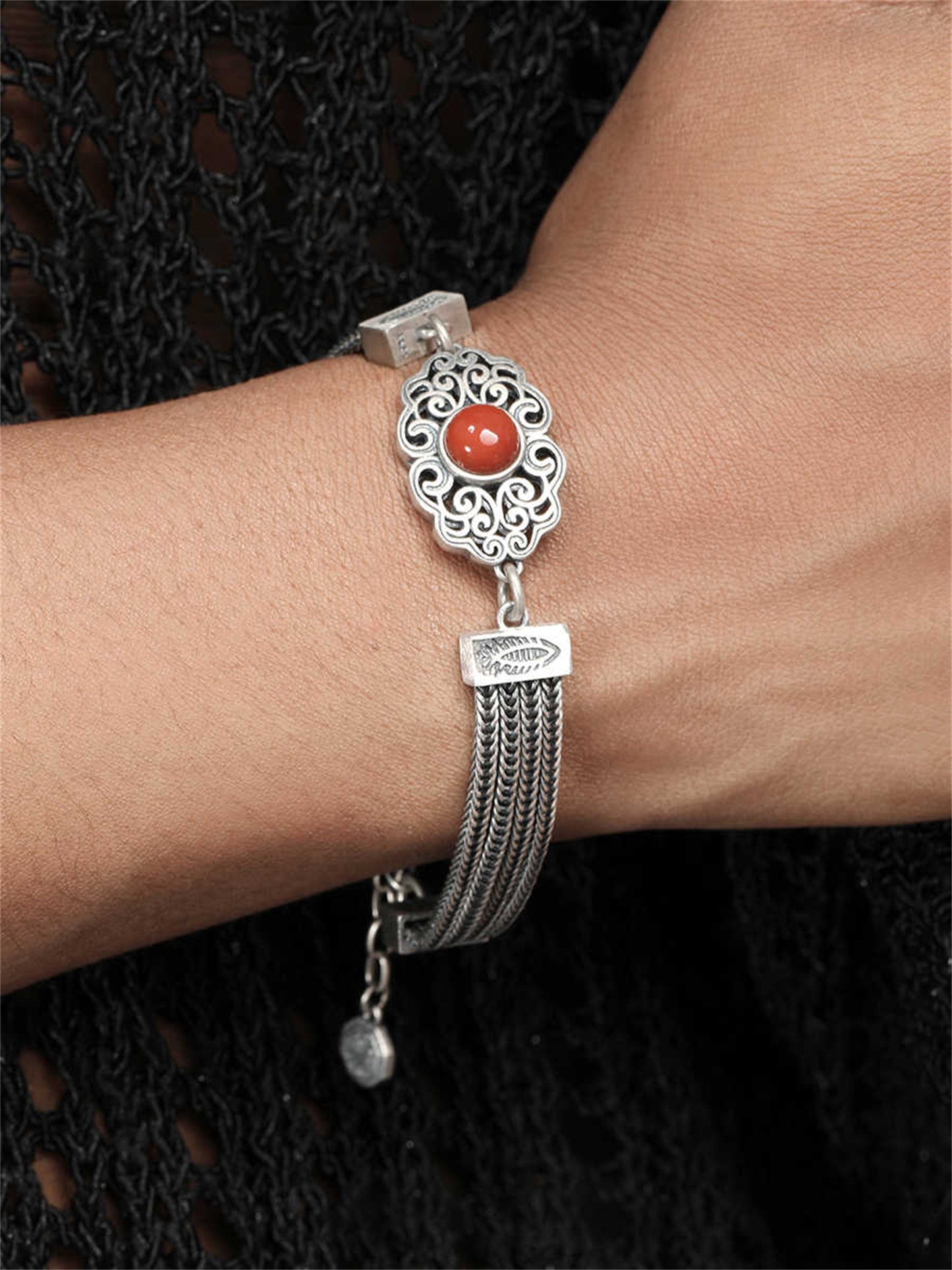 Vintage Inlaid South Red Woven Bracelet For Women With A High-end Feel