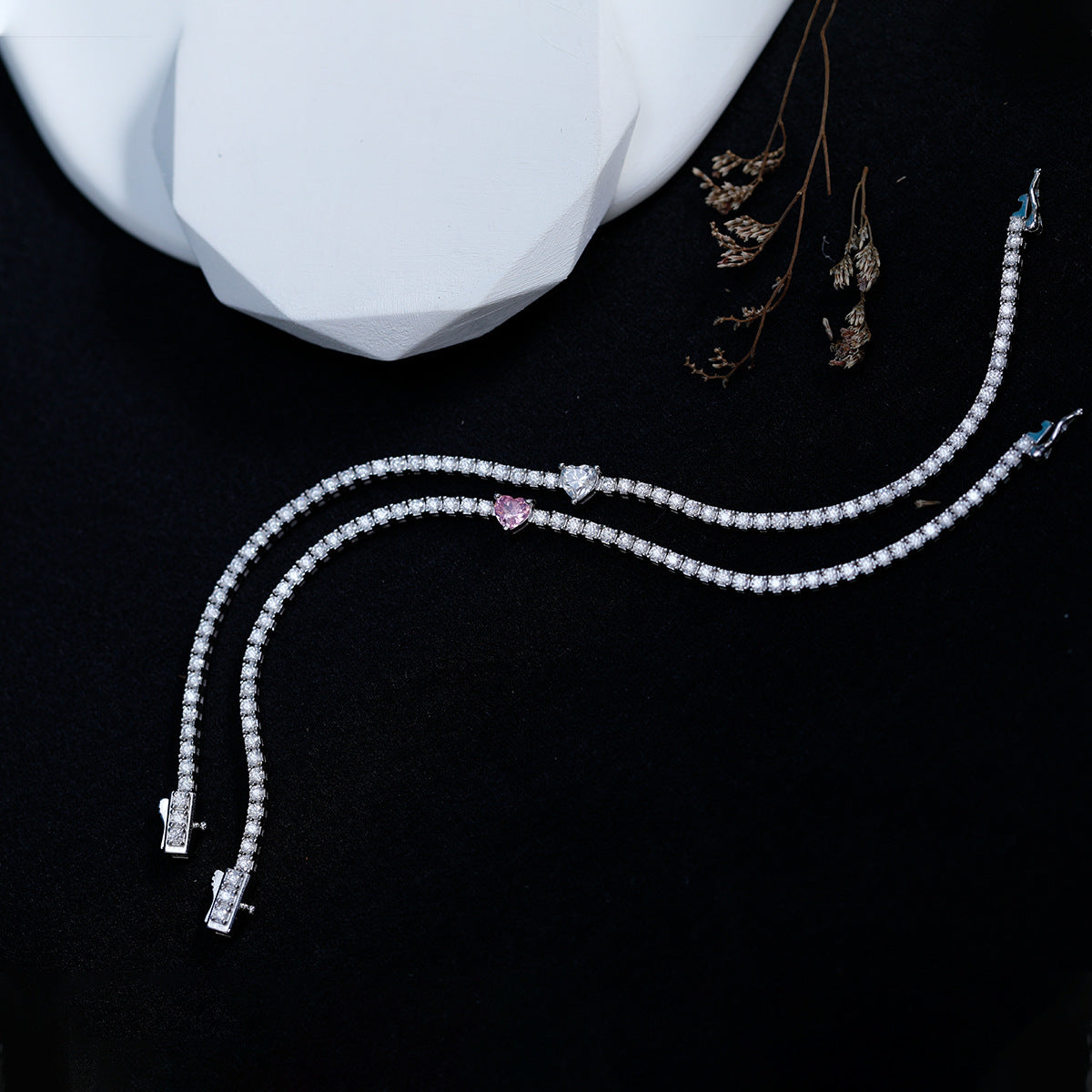 S925 Silver Heart-shaped Moissanite Bracelet