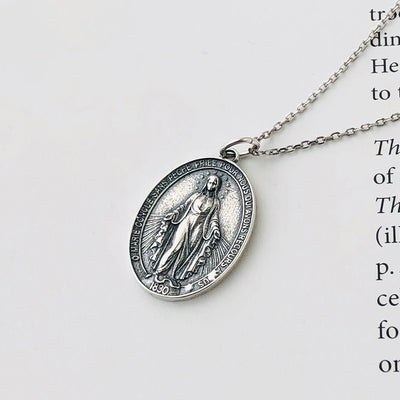 S925 Sterling Silver Vintage Embossed Portrait Pendant