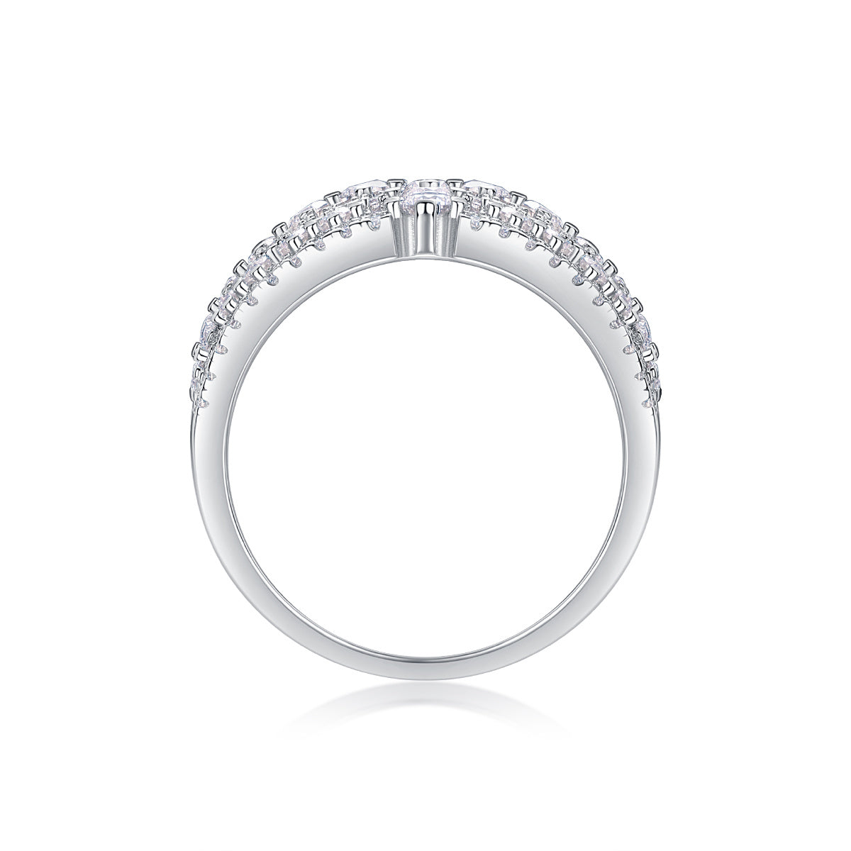 Many Diamonds Are Arranged Luxuriously Fashionable Moissanite Silver Rings