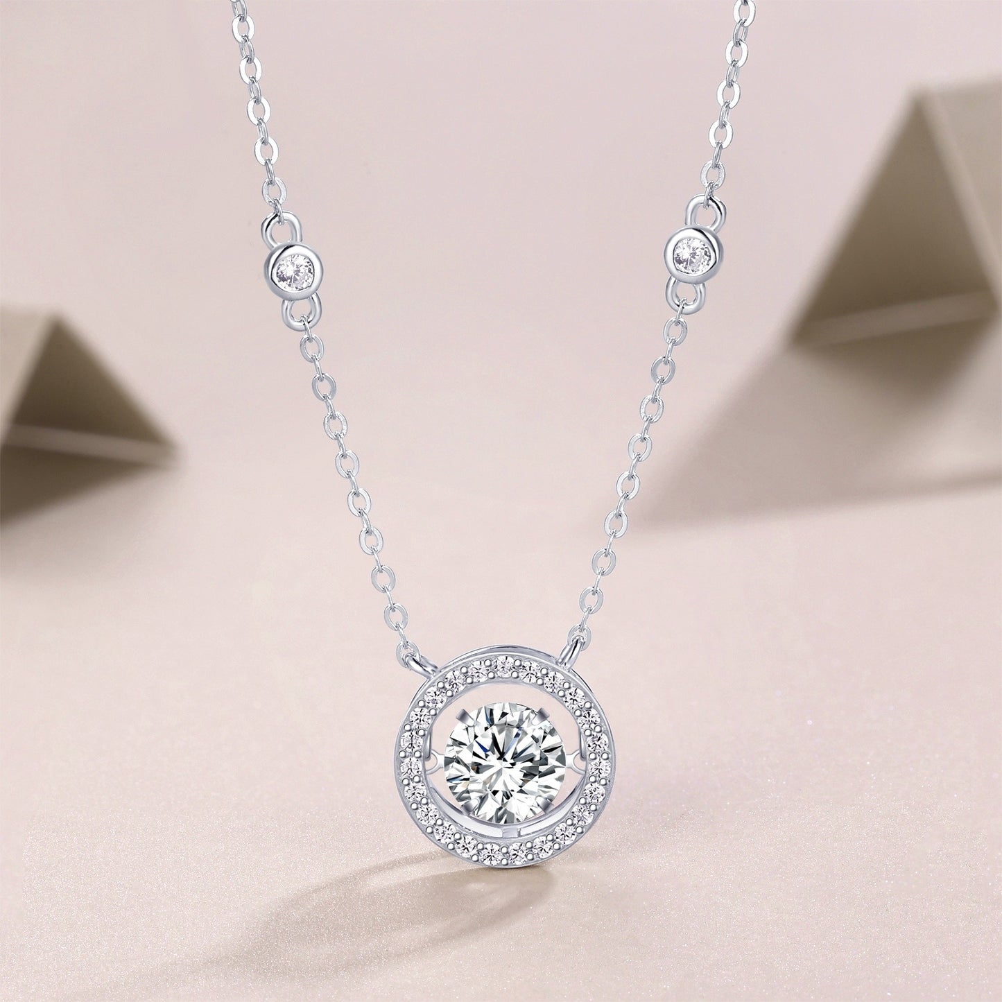 Mobius - A Fashionable And Luxurious Diamond Jewelry Piece Set With 1-carat Moissanite S925 Sterling Silver And Platinum-plated Pendant