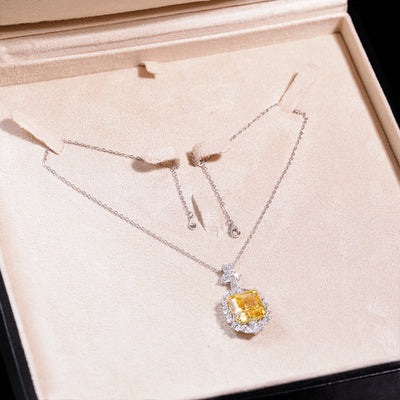 Women's Light Luxury 925 Sterling Silver Moissanite Diamond Necklace
